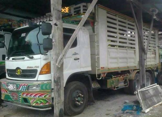 ขาย 10ล้อพ่วงดั๊ม แม่+ลูก HINO MEGA FM 320 HP แม่๊ UERO 2 ปี52  2เพลาดั๊ม เครื่องเดิม เกียร์เดิม แห้งดีไม่มีเยิ้ม กระบะดั๊มเหล็กเกษตร อู่โชคชัย สภาพสวย ลูก3คานดั๊มเหล็กเกษตร เจซีทรัค ปี56 ยาว7.50ม. สภาพสวย  พร้อมใช้ พร้อมลุยงาน ราคาต่อรองได้ครับ