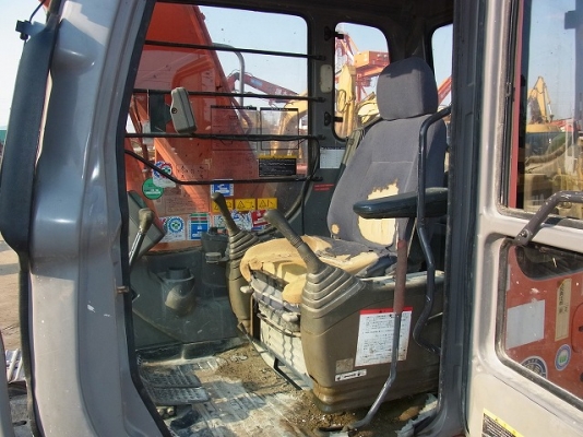 ฮิตาชิ ZX120 รถเก่านอกพร้อมใช้ ฮิตาชิ ZX120 รถเก่านอกพร้อมใช้