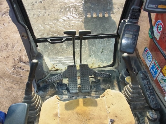 ฮิตาชิ ZX120 รถเก่านอกพร้อมใช้ ฮิตาชิ ZX120 รถเก่านอกพร้อมใช้