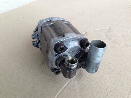 ขายปั้มไฮโดรลิคครับ ใส่รถบรรทุกติดเครน