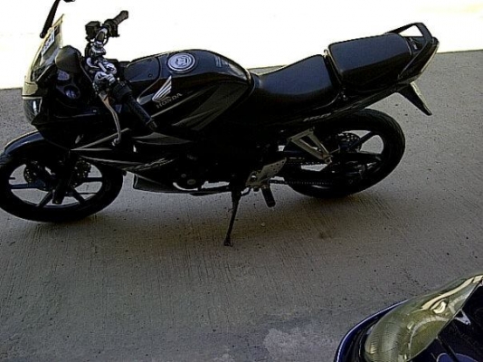 CBR 150ปี51ไมล์เหลืองโฉมสุดท้าย CBR 150ปี51ไมล์เหลืองโฉมสุดท้าย