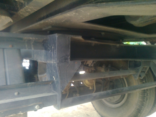 ลูกพ่วง 3 เพลาแท้ กระบะอลูมิเนียม ยาว 7 เมตร ปี 55