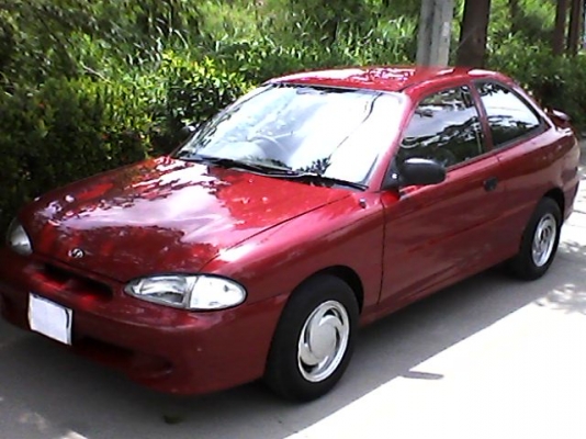 ขายHYUNDAI ACCENT1.5 สวยพร้อมใช้ เอกสารทะเบียนครบ ราคา77000บ.