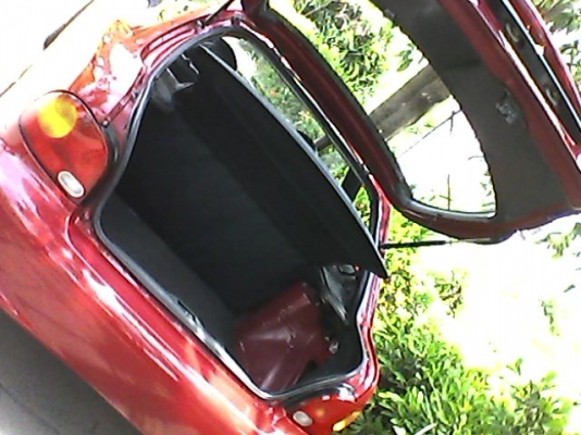 ขายHYUNDAI ACCENT1.5 สวยพร้อมใช้ เอกสารทะเบียนครบ ราคา77000บ.