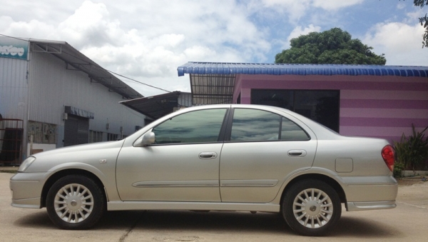 NISSAN, Super Neo 1.8 VIP ท๊อปสุด รถบ้านเดิมๆ 082-381-6797