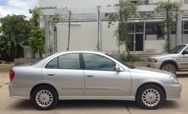 NISSAN, Super Neo 1.8 VIP ท๊อปสุด รถบ้านเดิมๆ 082-381-6797