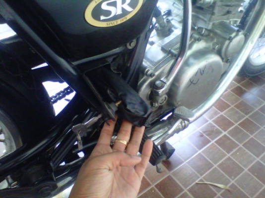 ***ขาย sr400 เดิมทุกเม็ด ประกอบใหม่ สภาพสวยครับ 59000 ohm คอนหวัน*** กุญแจดอกเดียวทั้งคันครับ เครื่องดีมากครับ ระบบไฟใช้ได้ทุกอย่างครับ เครื่องมือครบครับ อินวอยออกชื่อครับ ลองดูครับ สนใจ 0858730704 ohm คอนหวัน