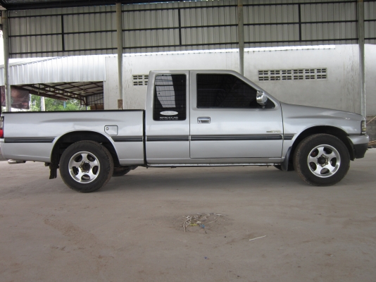 ขาย   ISUZU  SLX  ปี 37