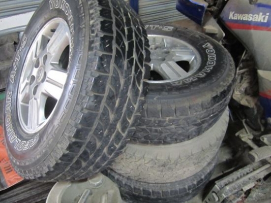 ขายแยกล้อแม็ก vigo