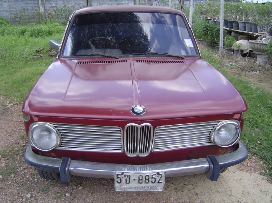 รถโบราณ BMW 2002 ค.ศ. 1971
