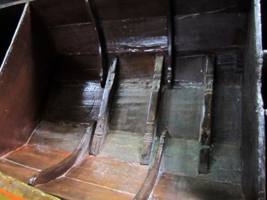 ขายเรือ 6 ศอก