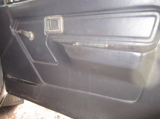 ขาย NISSAN ปี36 ฝาแดง หัวเดียว ขาย NISSAN ปี36 ฝาแดง หัวเดียว