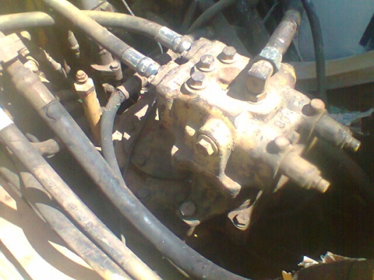 ้้ขาย KOMATSU PC200-5