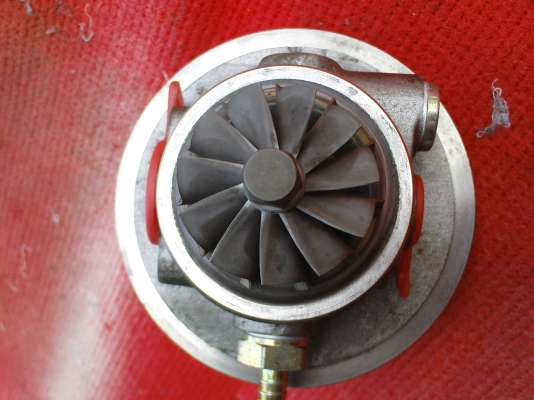 ขายเทอร์โบ อีซูซุ3000วอลเน่อ คอมม้อนเลวตัวแลก ^^