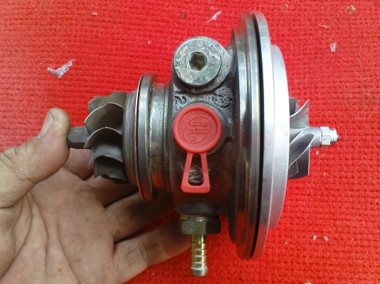 ขายเทอร์โบ อีซูซุ3000วอลเน่อ คอมม้อนเลวตัวแลก ^^