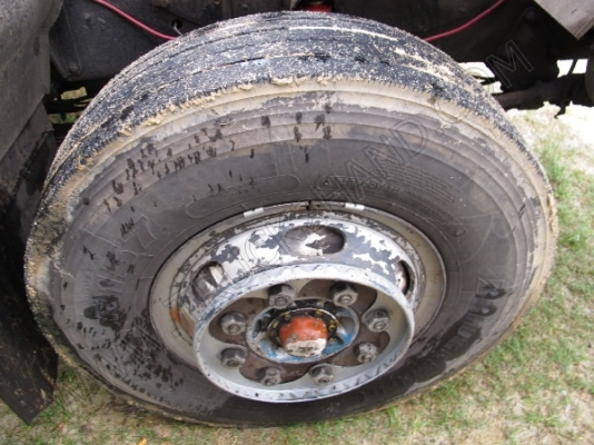 รถบรรทุก 10 ล้อบรรทุกตู้  ยี่ห้อ ISUZU