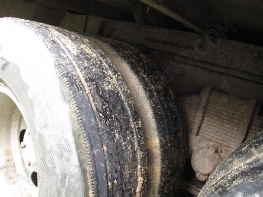 รถบรรทุก 10 ล้อบรรทุกตู้  ยี่ห้อ ISUZU