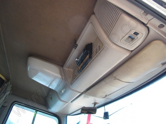 รถบรรทุก 10 ล้อบรรทุก  ยี่ห้อ HINO