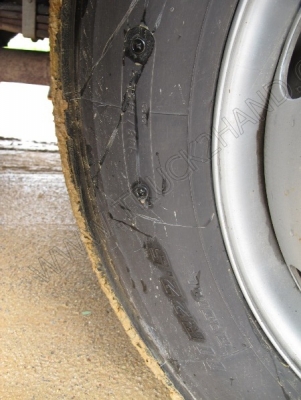 รถบรรทุก 10 ล้อบรรทุก  ยี่ห้อ HINO