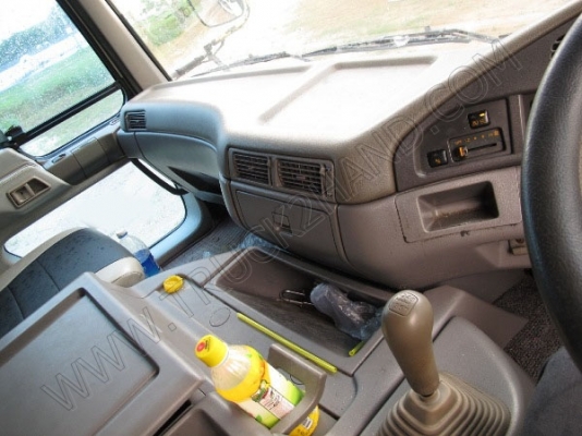 รถบรรทุก 10 ล้อบรรทุก  ยี่ห้อ HINO