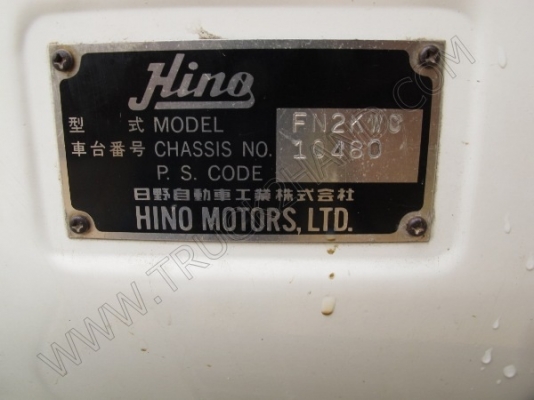 รถบรรทุก 10 ล้อบรรทุก  ยี่ห้อ HINO