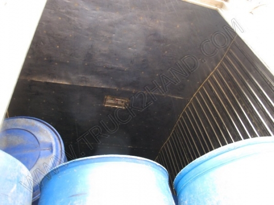 รถบรรทุก 10 ล้อบรรทุก  ยี่ห้อ HINO