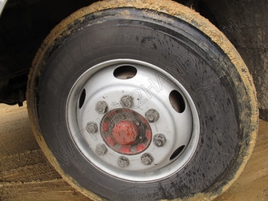 รถบรรทุก 10 ล้อบรรทุก  ยี่ห้อ HINO