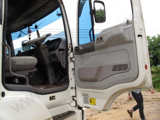 รถบรรทุก 10 ล้อบรรทุก  ยี่ห้อ HINO