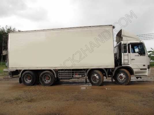 รถบรรทุก 10 ล้อบรรทุก  ยี่ห้อ HINO