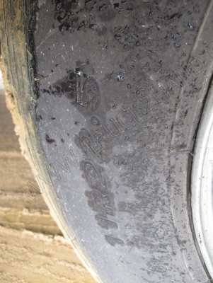 รถบรรทุก 10 ล้อบรรทุก  ยี่ห้อ HINO