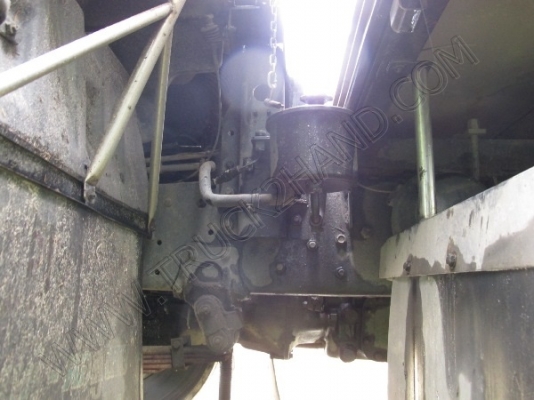 รถบรรทุก 10 ล้อบรรทุกตู้ ยี่ห้อ HINO 195 แรงม้า