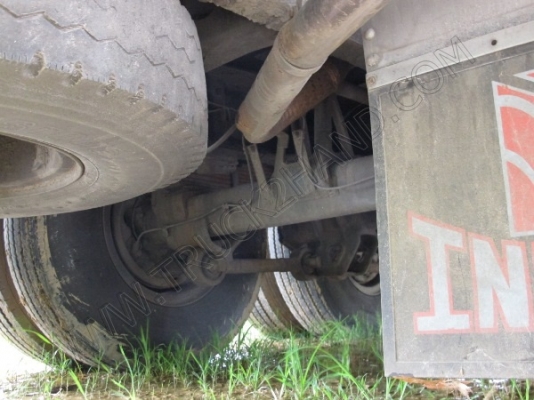 รถบรรทุก 10 ล้อบรรทุกตู้ ยี่ห้อ HINO 195 แรงม้า