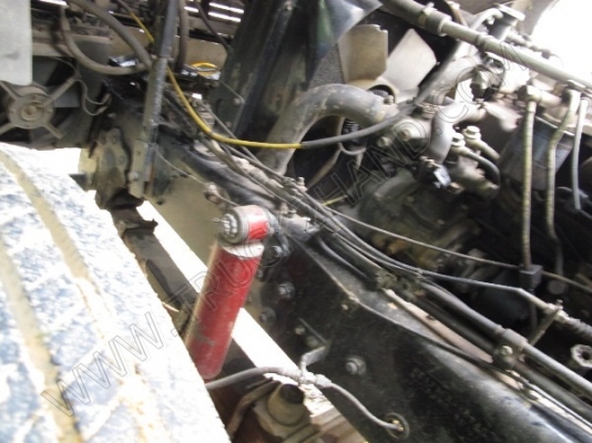 รถบรรทุก 10 ล้อบรรทุกตู้ ยี่ห้อ HINO 195 แรงม้า