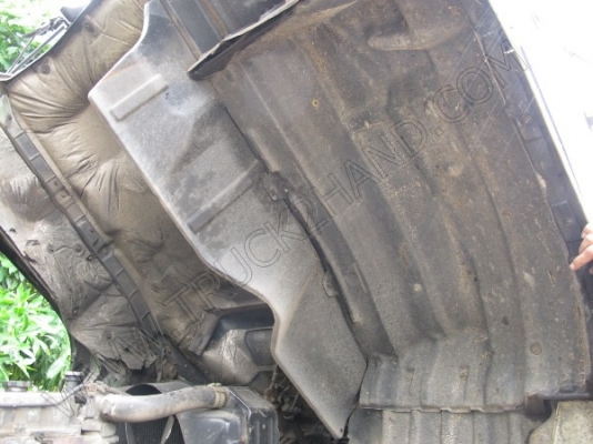 รถบรรทุก 10 ล้อบรรทุกตู้ ยี่ห้อ HINO 195 แรงม้า