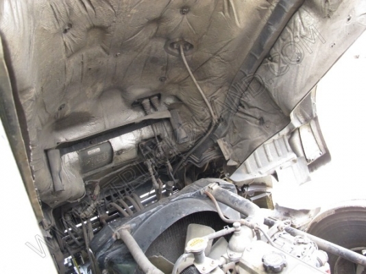 รถบรรทุก 10 ล้อบรรทุกตู้ ยี่ห้อ HINO 195 แรงม้า