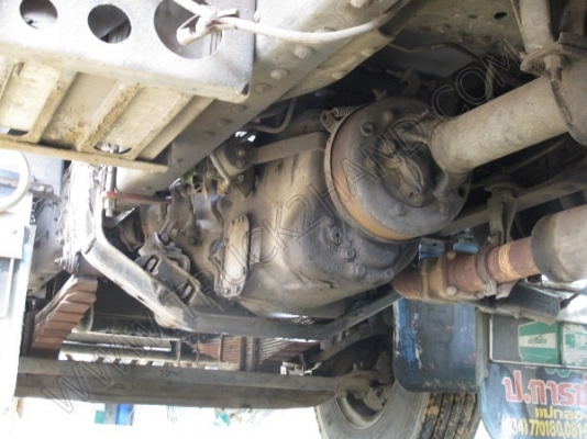 รถบรรทุก 10 ล้อบรรทุก  ยี่ห้อ HINO  180 แรงม้า