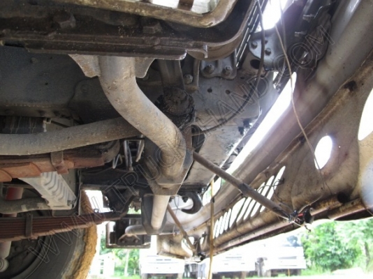 รถบรรทุก 10 ล้อบรรทุก  ยี่ห้อ HINO  180 แรงม้า