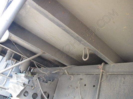 รถบรรทุก 10 ล้อบรรทุก  ยี่ห้อ HINO  180 แรงม้า