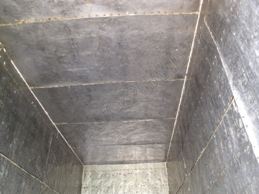 รถบรรทุก 10 ล้อบรรทุก  ยี่ห้อ HINO  180 แรงม้า