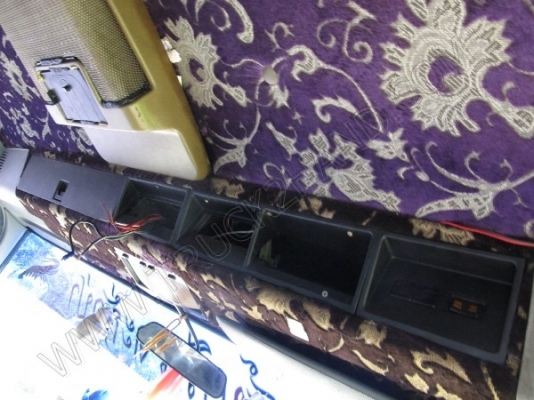 รถบรรทุก 10 ล้อบรรทุก  ยี่ห้อ HINO  180 แรงม้า