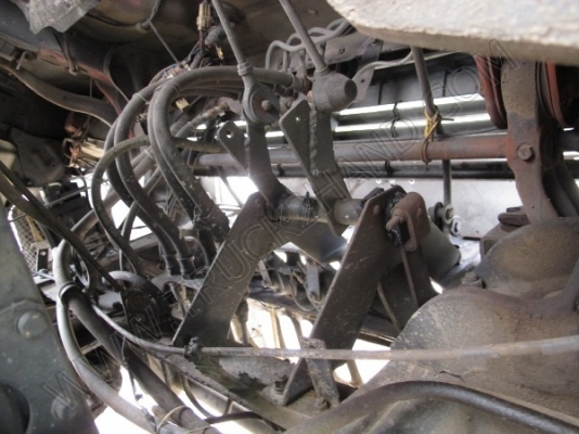 รถบรรทุก 10 ล้อบรรทุก  ยี่ห้อ HINO  180 แรงม้า