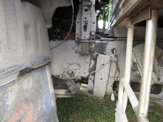 รถบรรทุก 10 ล้อบรรทุก  ยี่ห้อ HINO  180 แรงม้า