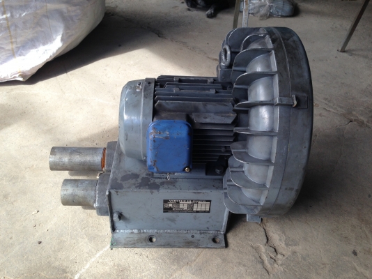 ขายริงโบเวอร์ ดูด-เป่า Hitachi 2 HP. 380 V สภาพสวย พร้อมใช้งาน