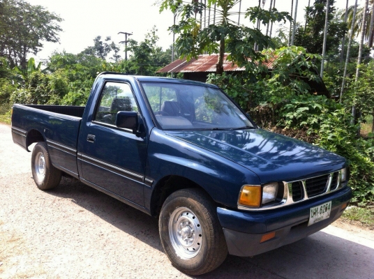 ***ขายแล้วครับขอบคุณ Truck2hand ขาย กระบะมังกรทอง ตอนเดียว 2.5 90HP ISUZU SPARK EX ปี36/93 เครื่องมังกรเดิมๆ 2.5ไดเร็กฯ แห้งดีไม่เยิ้มแรงดี ประหยัด ช่วงล่างแน่น คัสซีดี ไม่ดาม สีสวยเก็บมาแล้วแต่บาง หน้า-หลังเดิม ภายในสวยคอนโซลครบ แอร์คอมพัง พ.พาวเวอร์ พื้