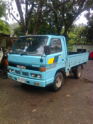 Isuzu NKR 110