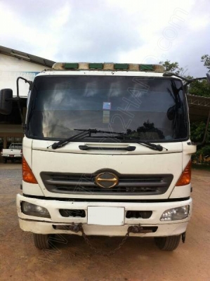 รถบรรทุก 10 ล้อท้ายลาด ติดเครน 3 ตัน ยี่ห้อ HINO
