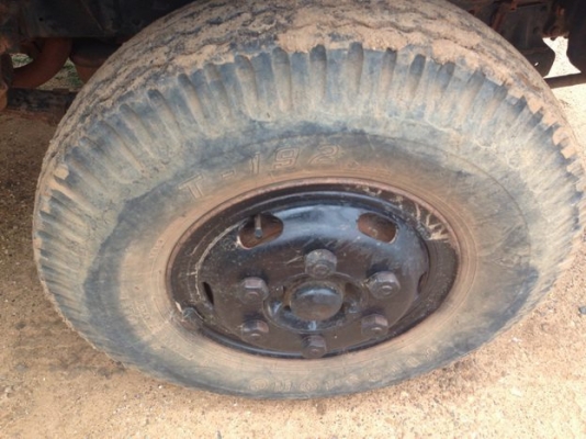 ขาย 6ล้อ TOYOTA DYNA BU91 115HP เครื่องเดิม 115 แห้งดี แรงดี ช่วงล่างใหญ่ คัสซีดีไม่ผุไม่ดาม ติดFหน้า-หลัง กระบะพื้นไม้คอกไม้สภาพดี ไม่หัก ยาว4.30ม. ยาง8.25ดี6เส้น หัวเดิมภายในสวย คอนโซลครบ พร้อมใช้ พร้อมลุยงาน ราคาต่อรองได้ครับ