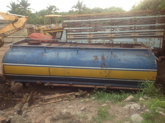 ขายแท้งค์น้ำ ใส่รถบรรทุก10ล้อ พร้อมอุปกรณ์ครบ