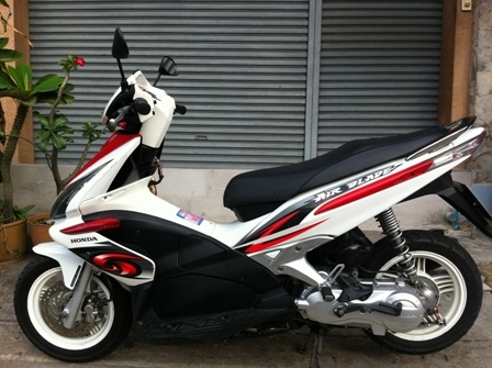 Honda airbrade ปี49 เครื่องดี สีสวย แม็กแต่ง
