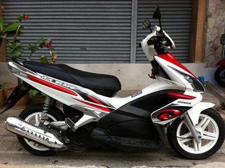 Honda airbrade ปี49 เครื่องดี สีสวย แม็กแต่ง